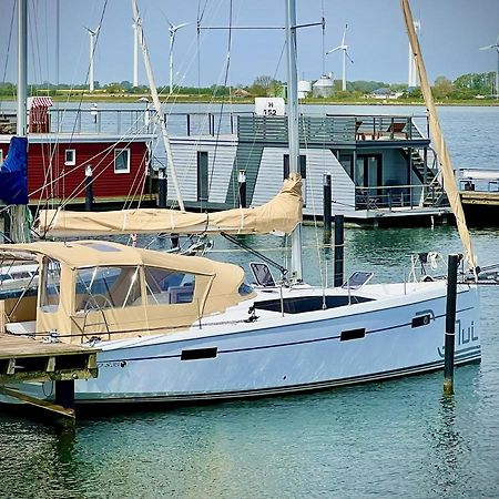 Hausboot Segelyacht Nui Hotel Burgtiefe auf Fehmarn Ngoại thất bức ảnh