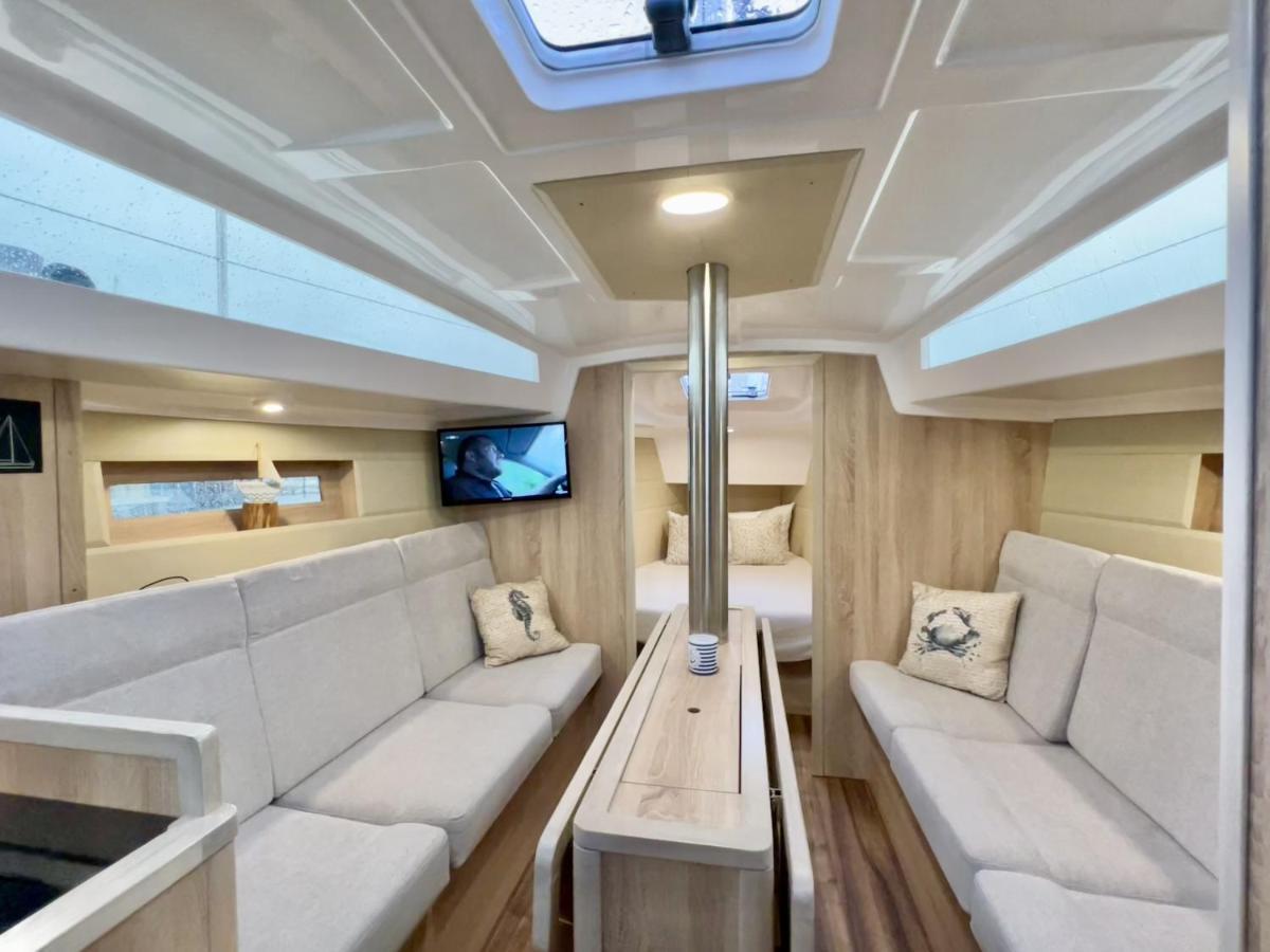 Hausboot Segelyacht Nui Hotel Burgtiefe auf Fehmarn Ngoại thất bức ảnh
