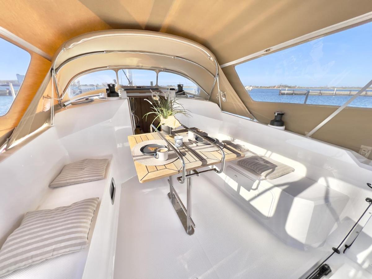 Hausboot Segelyacht Nui Hotel Burgtiefe auf Fehmarn Ngoại thất bức ảnh